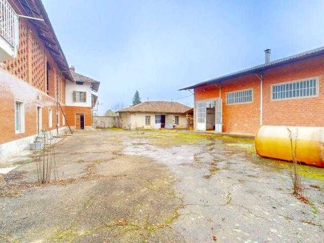 Rustico in vendita a Piemonte, Asti