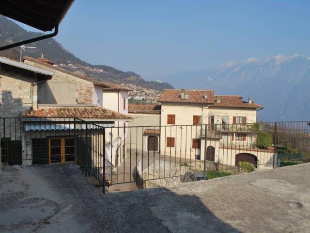 Rustico in vendita a Comunità Montana Parco Alto Garda bresciano, Tignale