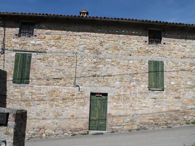 Rustico in vendita a Casola, Tizzano Val Parma