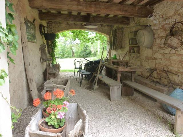 Rustico in vendita a Loreto, Izzalini