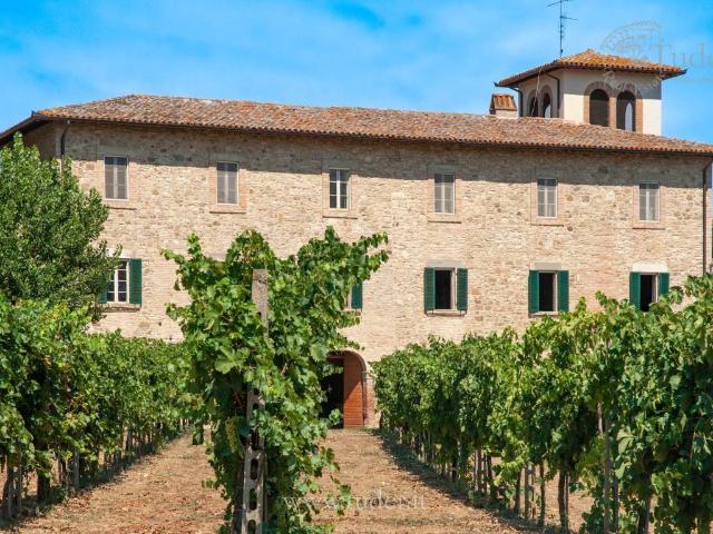 Rustico in vendita a Izzalini, Umbria