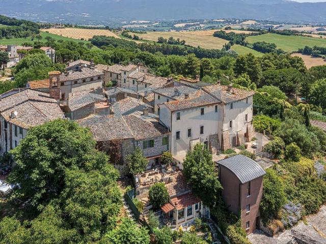 Rustico in vendita a Izzalini, Umbria