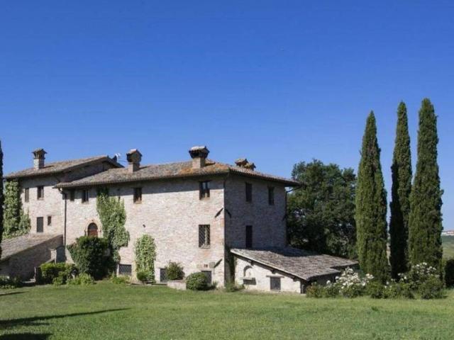 Rustico in vendita a Izzalini, Umbria