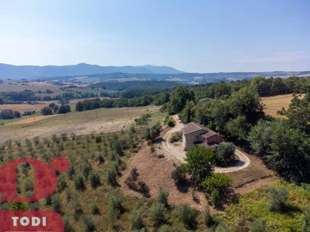 Rustico in vendita a Izzalini, Umbria