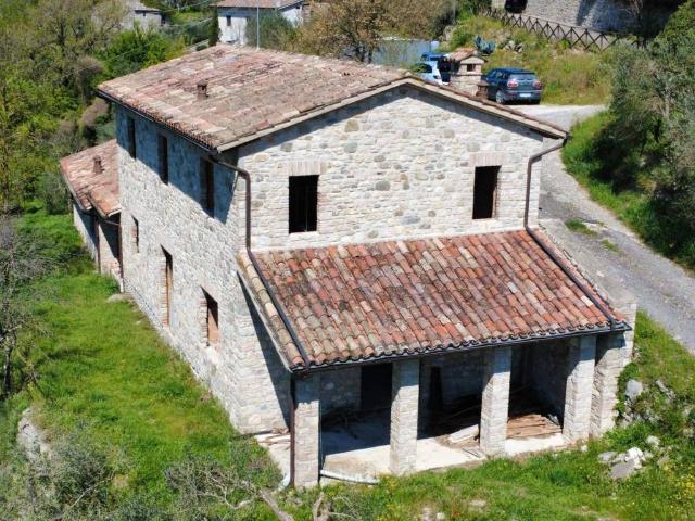 Rustico in vendita a Izzalini, Umbria