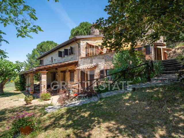 Rustico in vendita a Frontignano, Izzalini