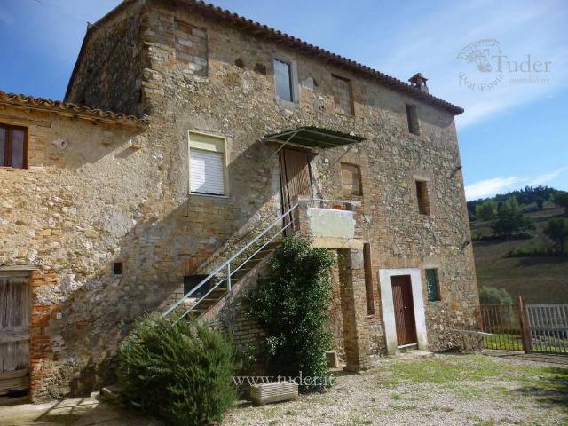 Rustico in vendita a Izzalini, Umbria