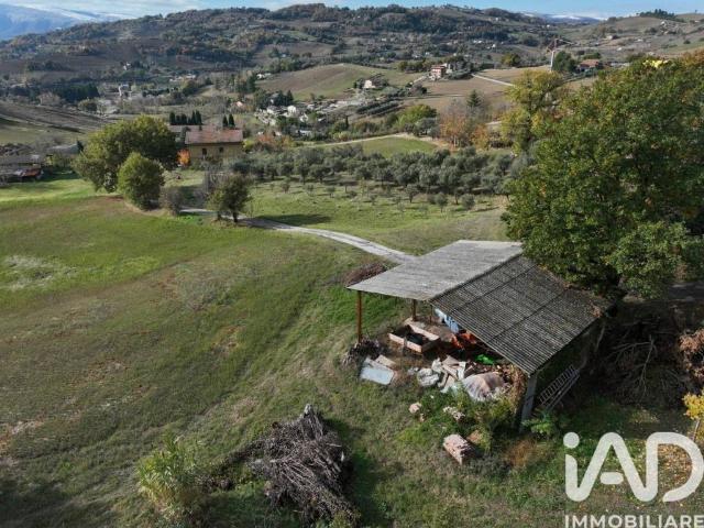 Rustico in vendita a Marche, Macerata