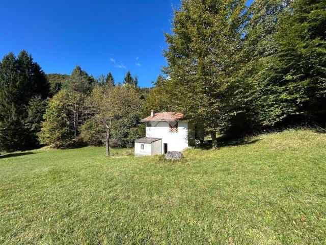 Rustico in vendita a Tolmezzo, Friuli-Venezia Giulia
