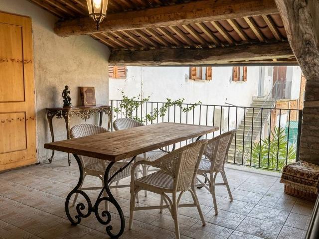 Rustico in vendita a Piemonte, Asti