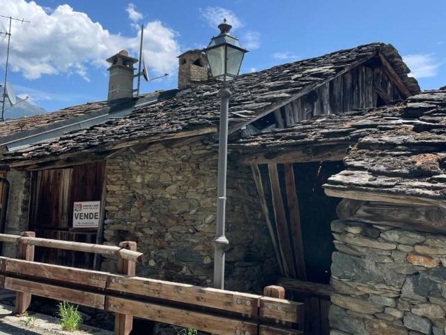 Rustico in vendita a Torgnon, Aosta