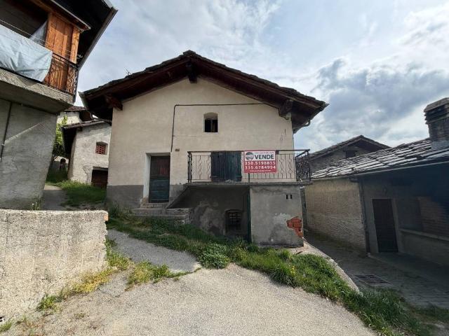 Rustico in vendita a Torgnon, Aosta