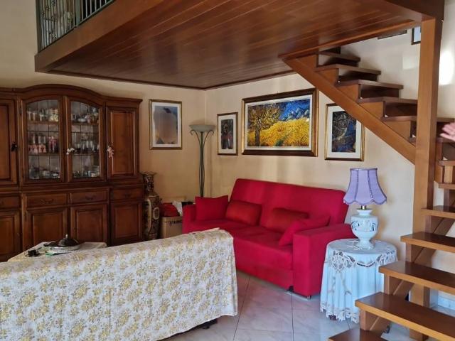 Rustico in vendita a Bertolla, Piemonte