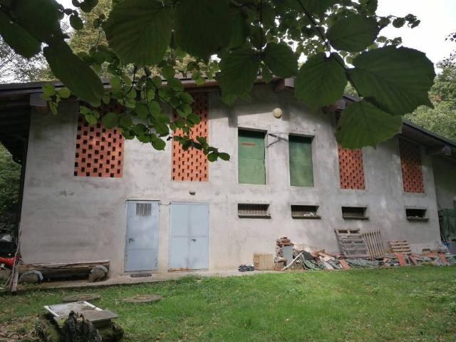 Rustico in vendita a Torno, Lombardia