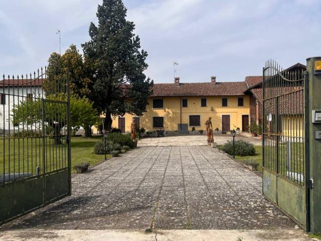 Rustico in vendita a Torre Beretti, Lombardia