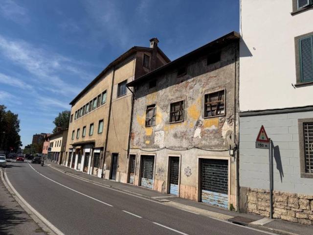 Rustico in vendita a Torre Boldone, Lombardia