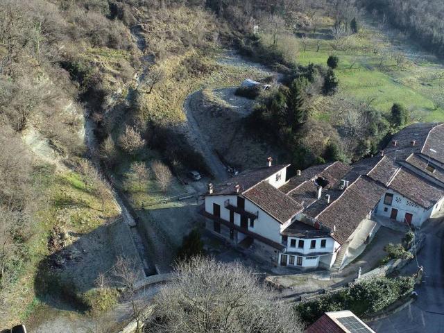 Rustico in vendita a Torre Boldone, Lombardia