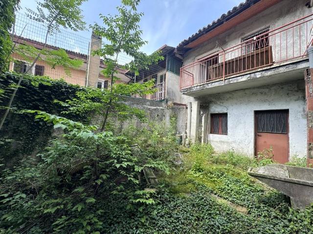 Rustico in vendita a Torre De' Busi, Lombardia