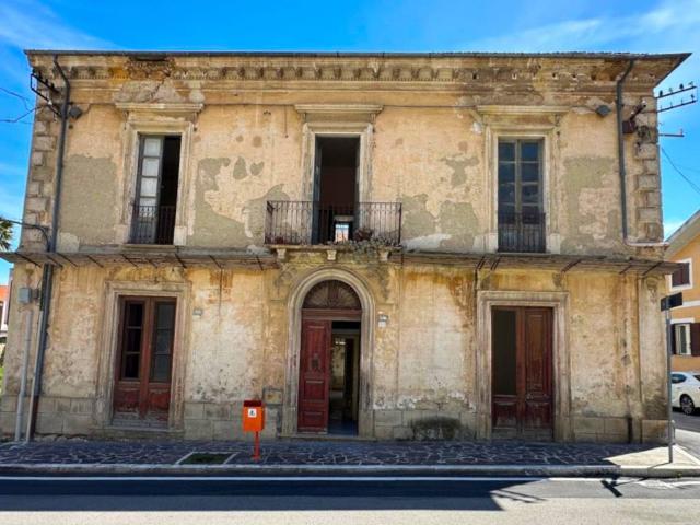 Rustico in vendita a Torre De' Passeri, Abruzzo