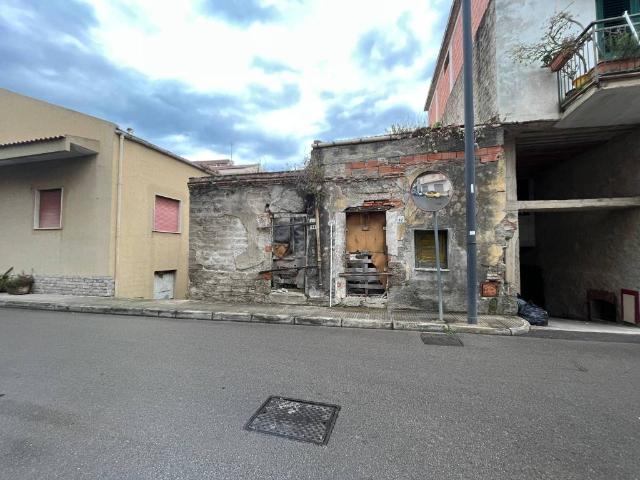Rustico in vendita a Cuffari, Torrenova