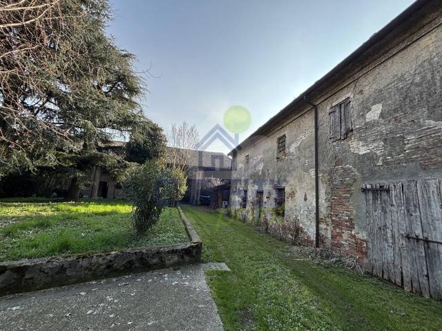 Rustico in vendita a Torricella Del Pizzo, Lombardia