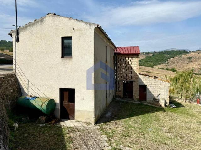 Rustico in vendita a Torricella Peligna, Abruzzo