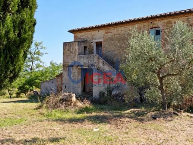 Rustico in vendita a Torrita di Siena, Siena