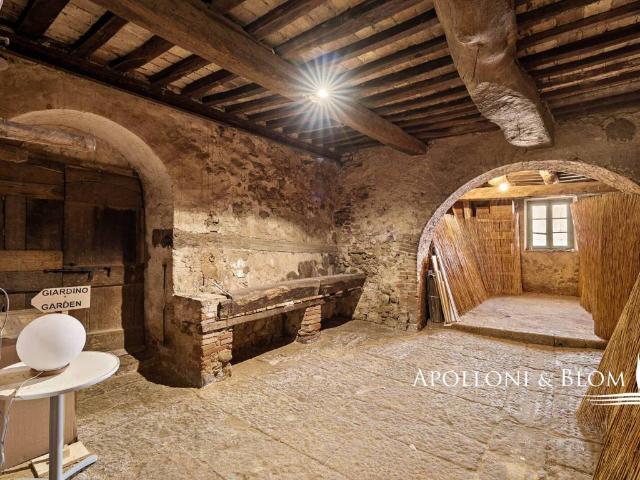 Rustico in vendita a Torrita, Toscana
