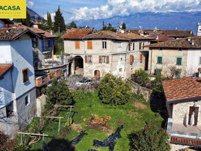 Rustico in vendita a Comunità Montana Parco Alto Garda bresciano, Toscolano Maderno