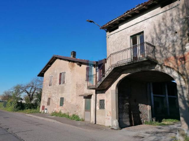 Rustico in vendita a Travagliato, Lombardia