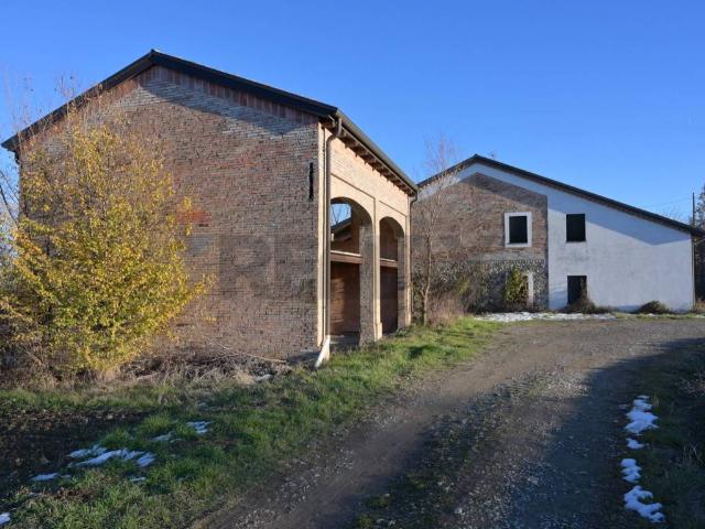 Rustico in vendita a Traversetolo, Reggio Emilia