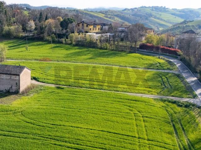 Rustico in vendita a Traversetolo, Reggio Emilia