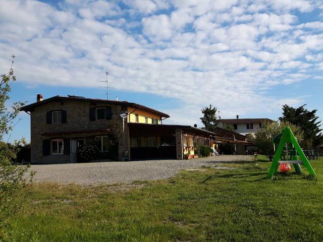 Rustico in vendita a Pietra, Travo