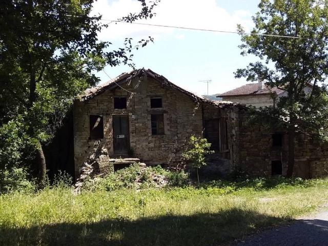 Rustico in vendita a Pietra, Travo