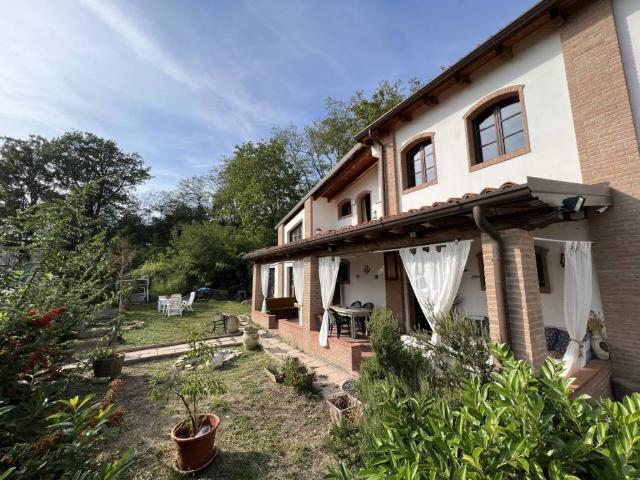 Rustico in vendita a Travo, Reggio Emilia