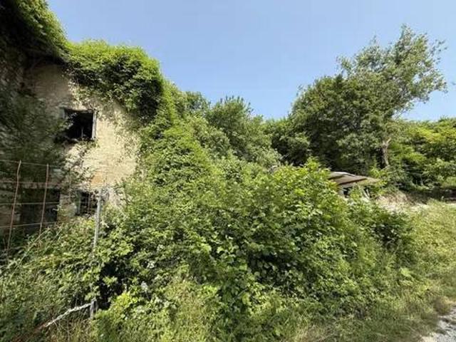 Rustico in vendita a Tregnago, Veneto