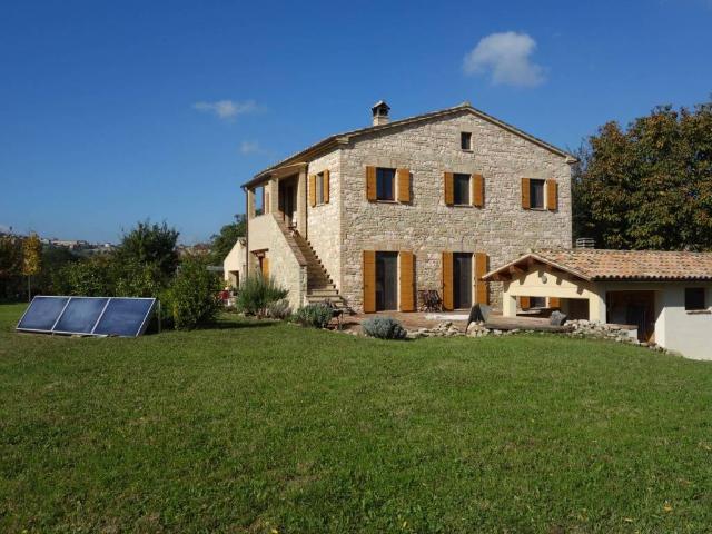 Rustico in vendita a San Marco, Marche
