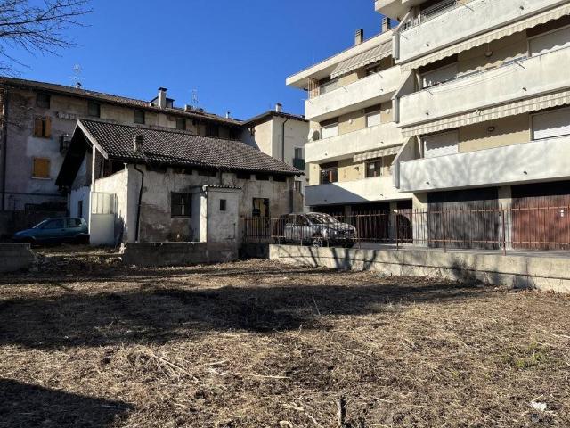 Rustico in vendita a Melta di Gardolo, Trento