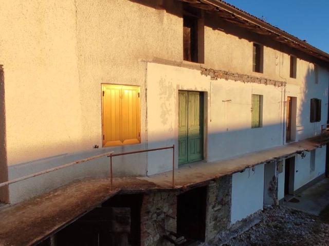 Rustico in vendita a Treppo Grande, Friuli-Venezia Giulia