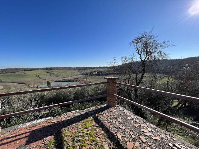 Rustico in vendita a Petroio, Trequanda