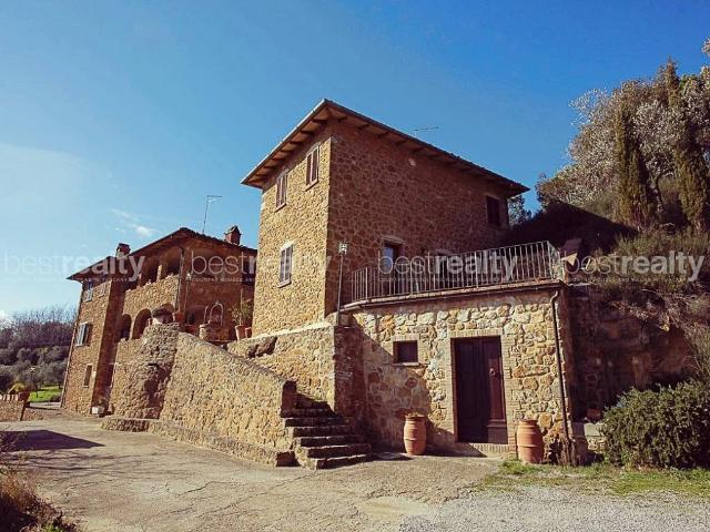 Rustico in vendita a Trequanda, Toscana