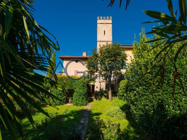 Rustico in vendita a Trescore Balneario, Lombardia