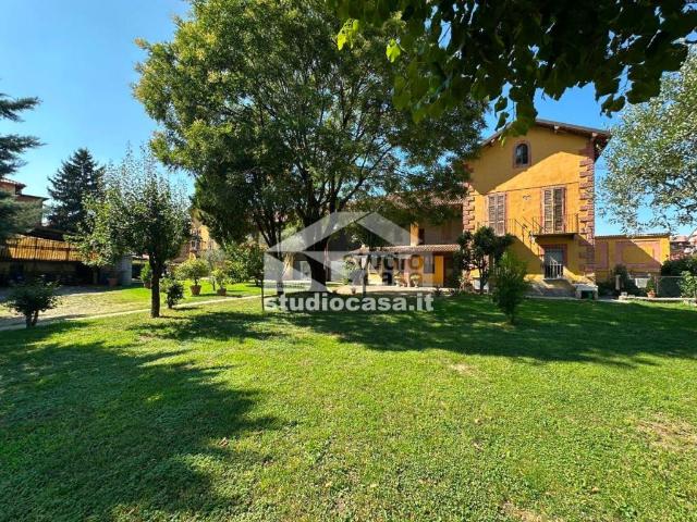 Rustico in vendita a Trescore Cremasco, Lombardia