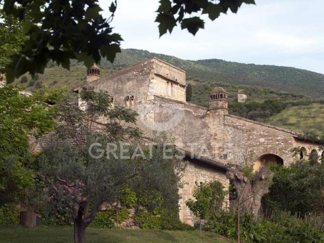 Rustico in vendita a Trevi, Umbria