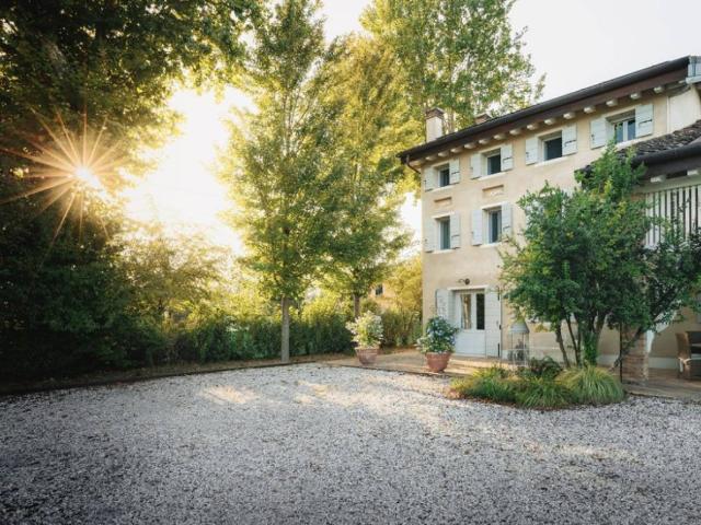 Rustico in vendita a Treviso, Veneto