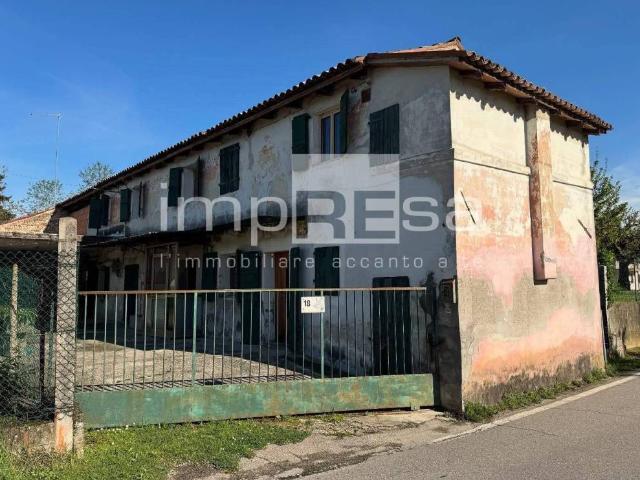 Rustico in vendita a Treviso, Veneto