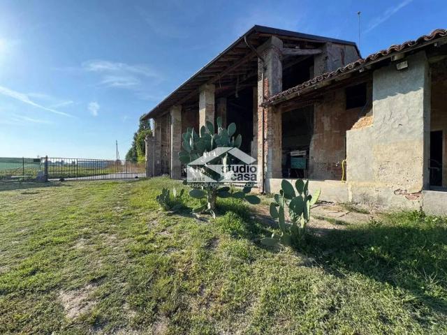 Rustico in vendita a Trigolo, Cremona