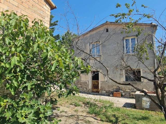Rustico in vendita a Trivento, Molise