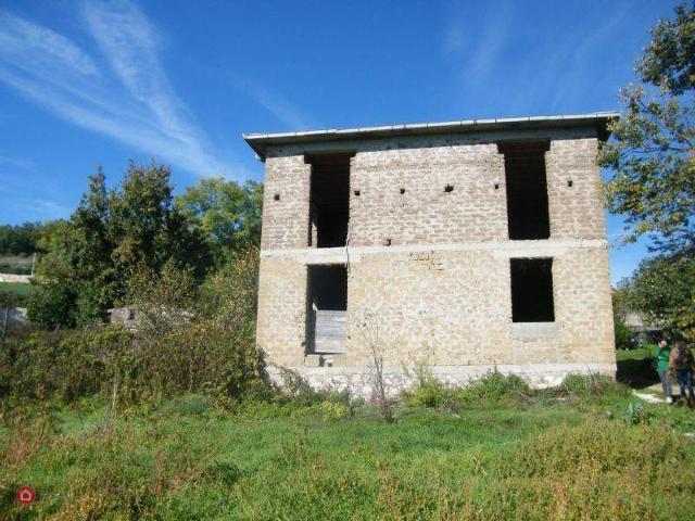Rustico in vendita a Trivigliano, Lazio