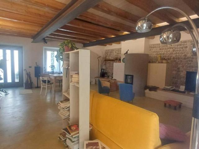 Rustico in vendita a Clauiano / Clauian, Trivignano Udinese / Trivignan